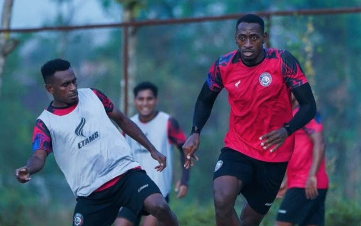 Diuji Jelang Hadapi Bali United, Arema FC Pusing Atur Komposisi Lini Belakang dan Tengah