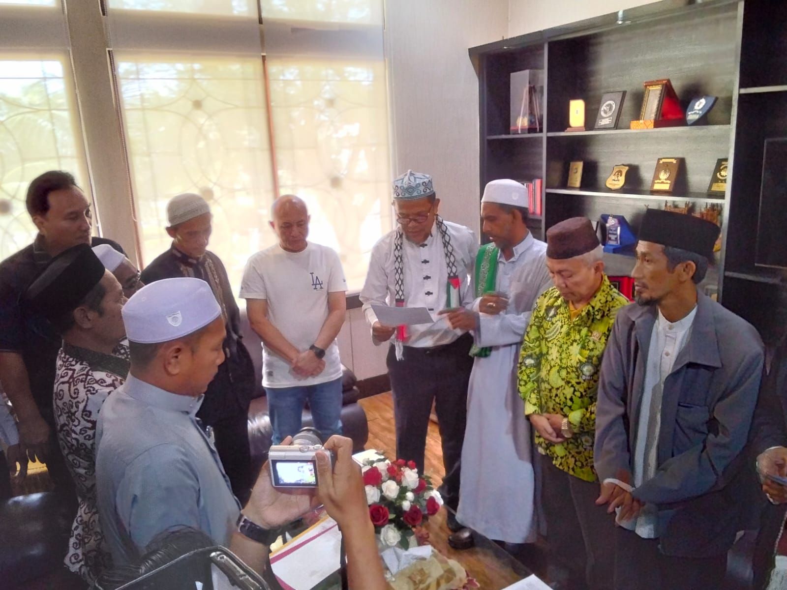 Sambangi DPRD Babel, Aliansi Tokoh Umat dan Ulama Mendesak Presiden RI Keluar dari BOP dan Tidak Mengirimkan TNI ke Palestina
