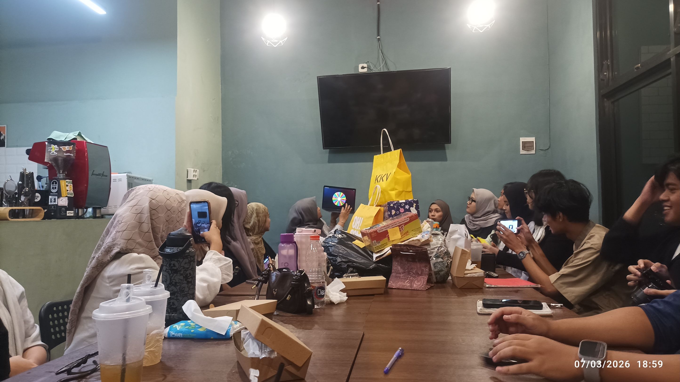 3 Ide Agar Suasana Bukber Semakin Meriah dan Tidak Membosankan