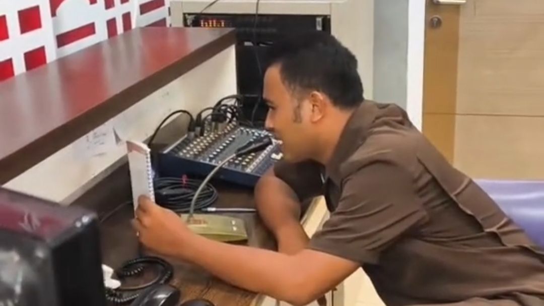Momen Kocak di Mal: Terpisah Tanpa Kuota, Cara Cari Teman Ini Bikin Netizen Ketawa