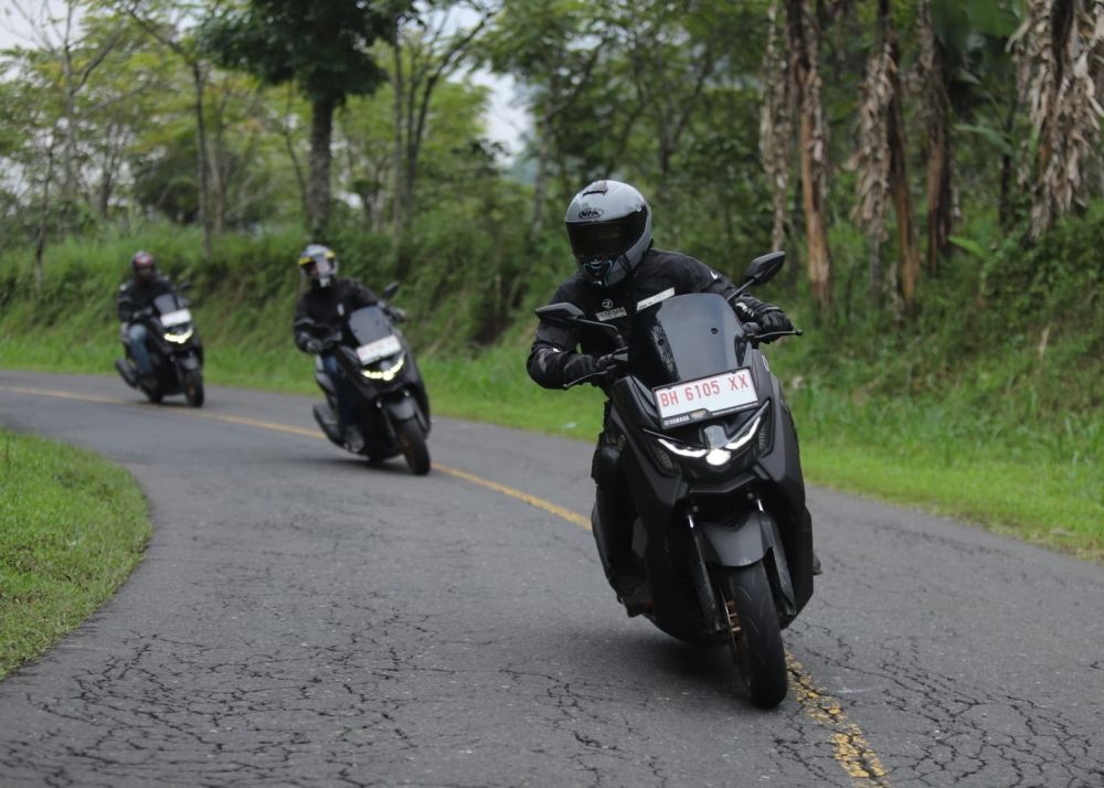 Riset Bilang Naik Motor Bikin Otak Kamu Makin Tajam, Touring Sudah Kayak Meditasi