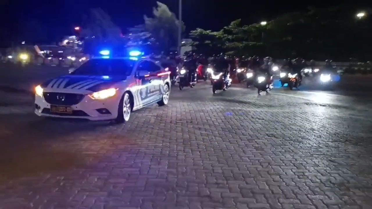 Polisi Kawal Ribuan Pemudik Motor dari Bakauheni Menuju Bandar Lampung