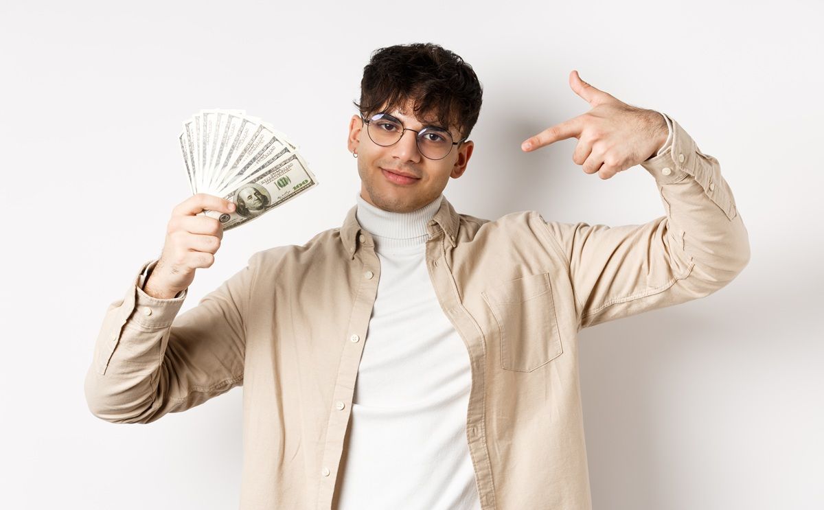 Cara Menyikapi ‘Flexing’ saat Lebaran, agar Mental Tetap Sehat