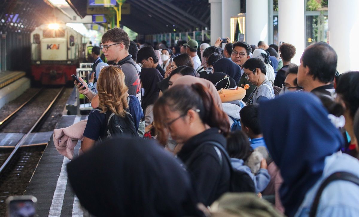Kemenhub Catat Pemudik Angkutan Umum Naik 8,58 Persen, Kereta Api Jadi Moda Favorit