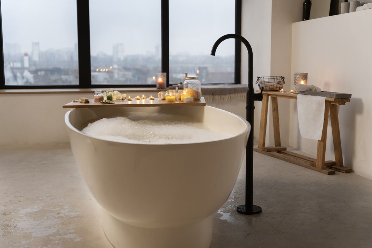 Cuma 300 Ribuan! Ini 5 Hotel Murah di Sekitar Bekasi yang Punya Fasilitas Bathtub