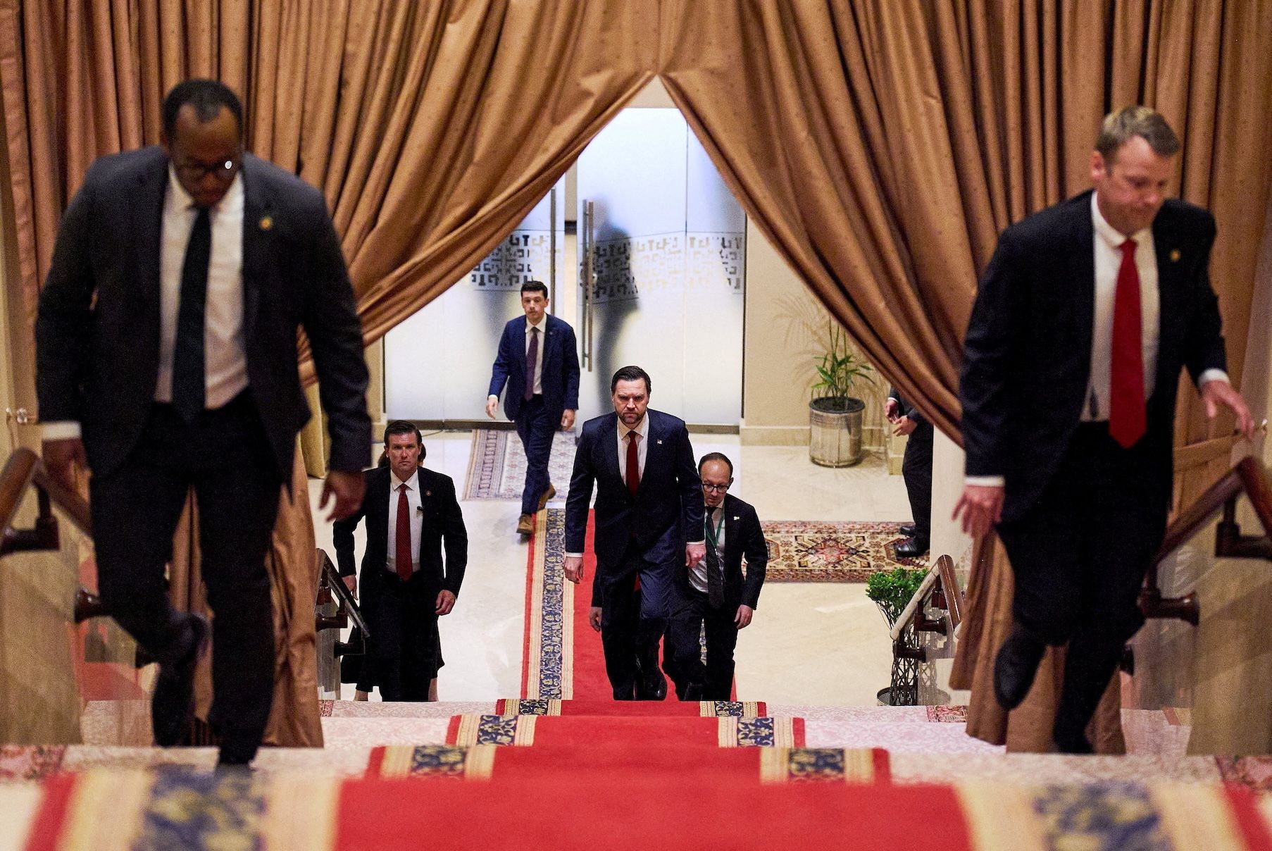 Wapres AS JD Vance Batalkan Kunjungan ke Swiss, Perundingan Damai AS-Iran Terancam Tertunda