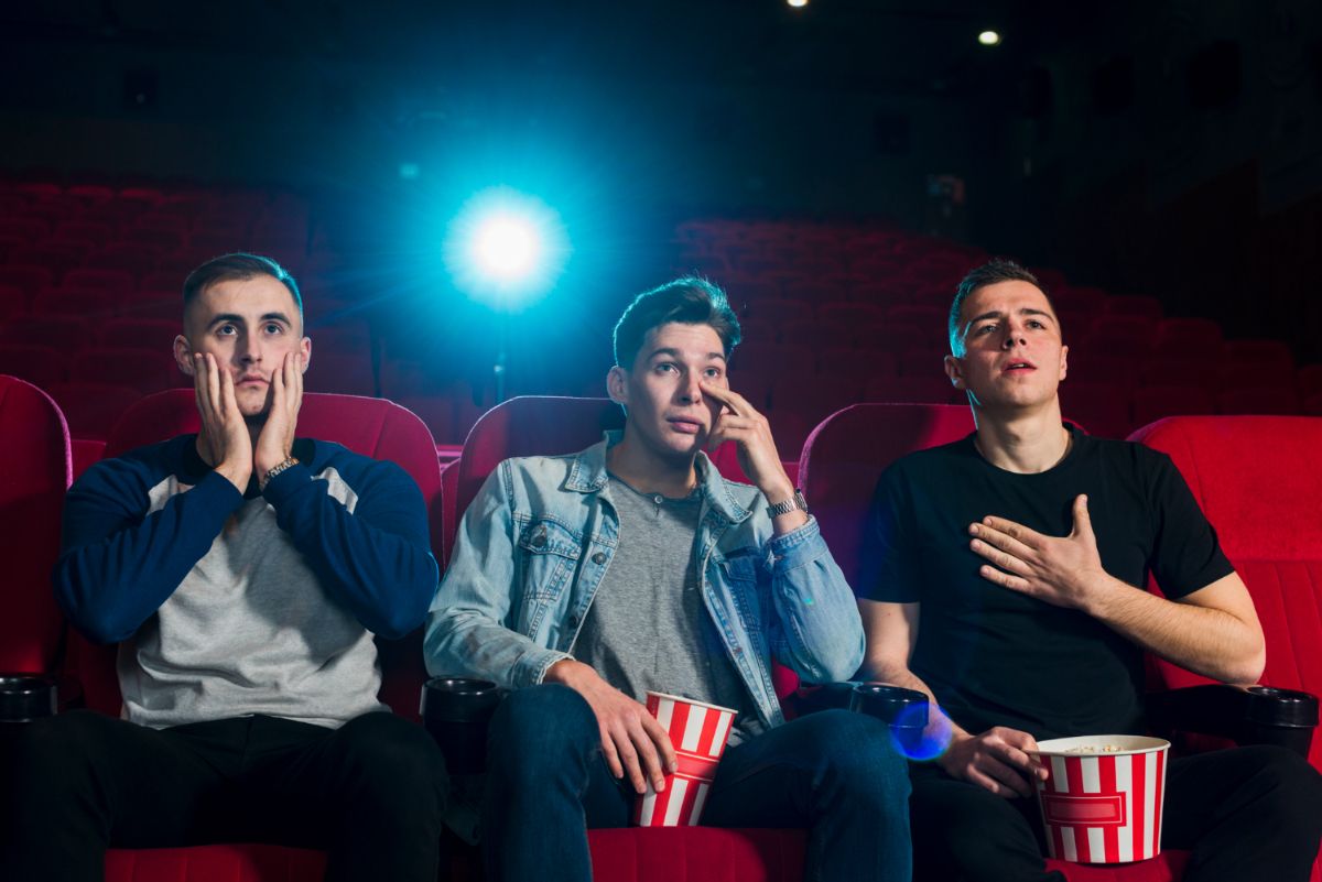 9 Tips Nonton Film Durasi Panjang di Bioskop, Biar Tetap Fokus dan Nyaman!