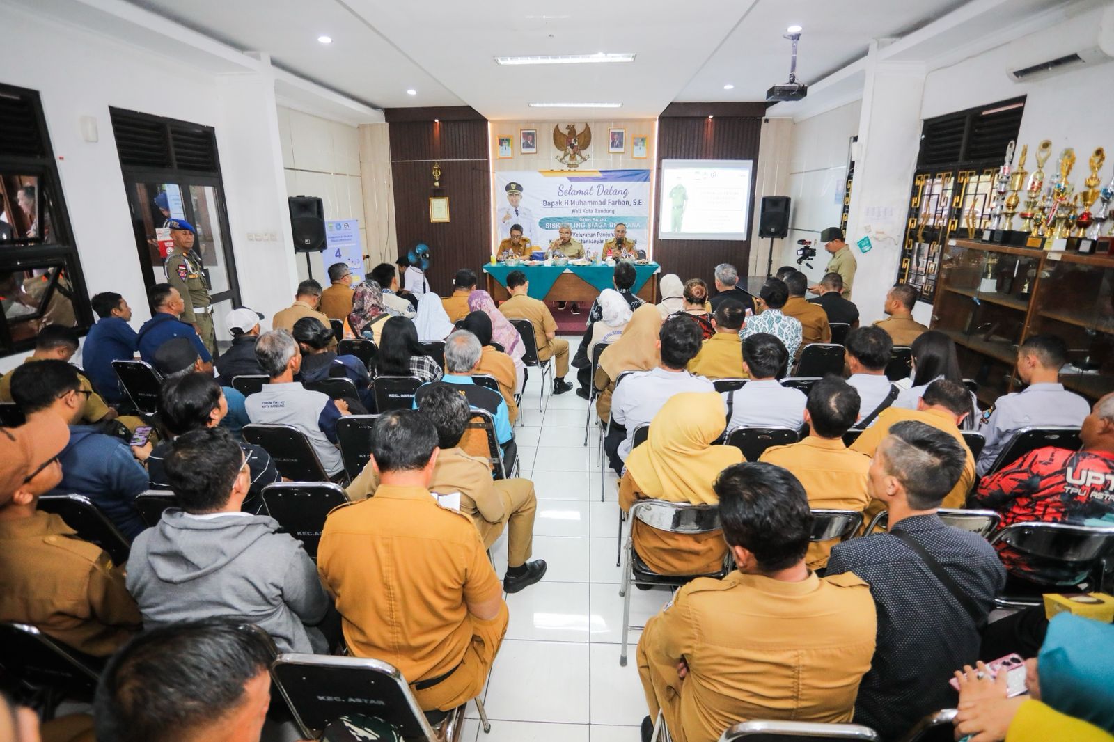 Farhan Targetkan Penertiban PKL di Panjunan Rampung dalam Sepekan