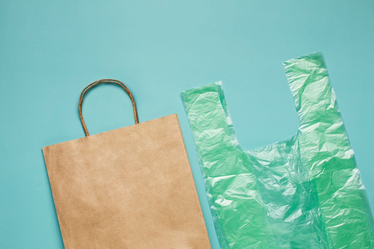 Harga Plastik Meroket 100 Persen, Pakar UMY: Alarm Bahaya Cost-Push Inflation