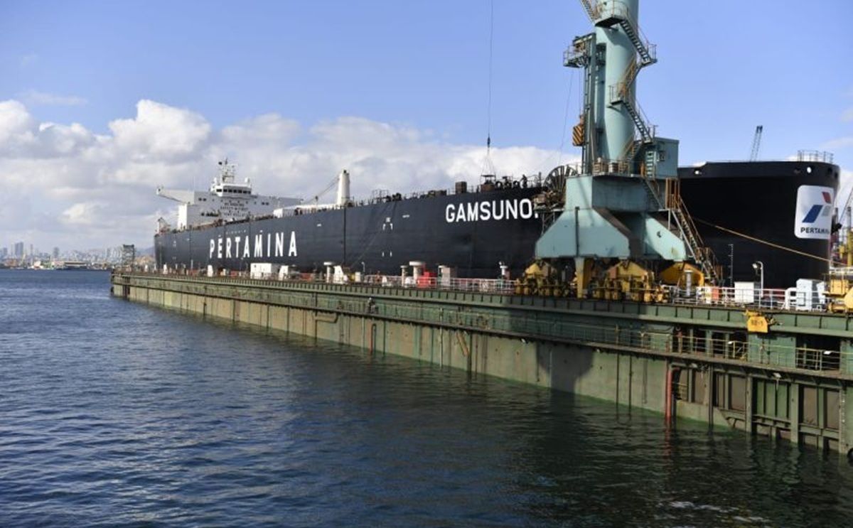 Dua Kapal Pertamina Masih Tertahan di Teluk Arab, Tunggu Situasi Selat Hormuz Membaik