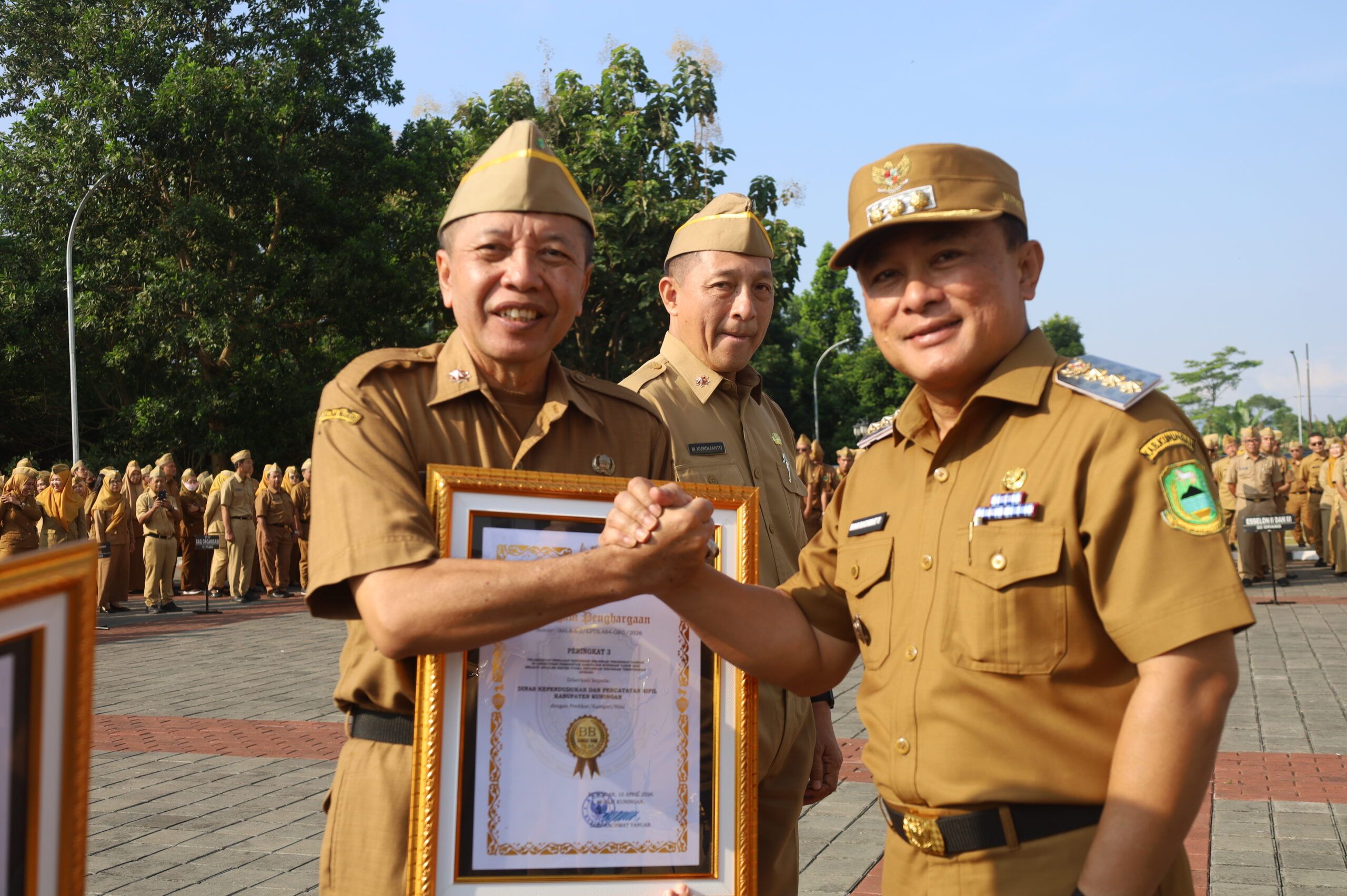 Bappeda Kuningan Raih Peringkat Terbaik Indeks Reformasi Birokrasi 2025