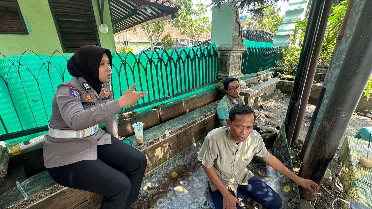 Ngopi Bareng Ojol, Satlantas Purwakarta Bangun Kesadaran Berlalu Lintas Lewat Cara Humanis