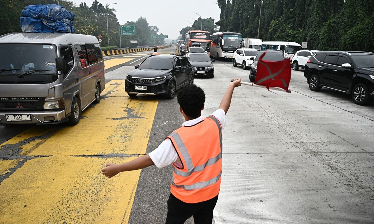 PT SMI Gelontorkan Rp885 Miliar untuk Proyek Jalan di Surabaya, Fokus Atasi Kemacetan