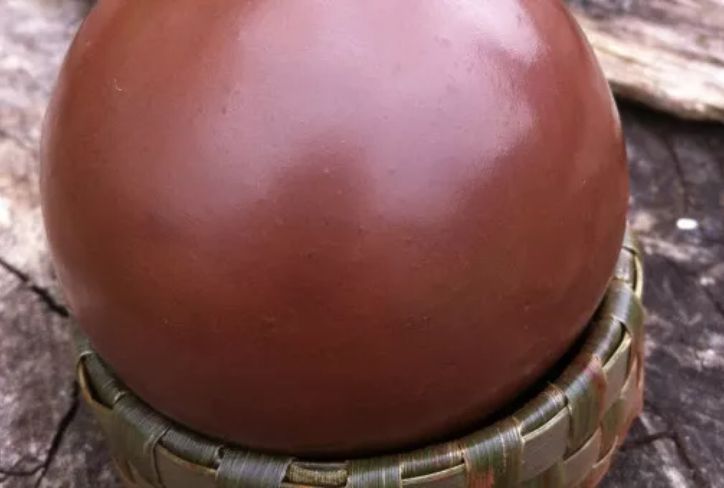 Mengenal Dorodango, Bola Lumpur Mengilap Bernilai Seni Tinggi