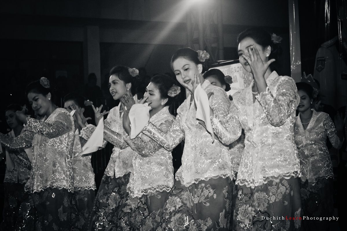 Mengenal Secara Dalam Tarian Maengket. Tari Dari Minahasa