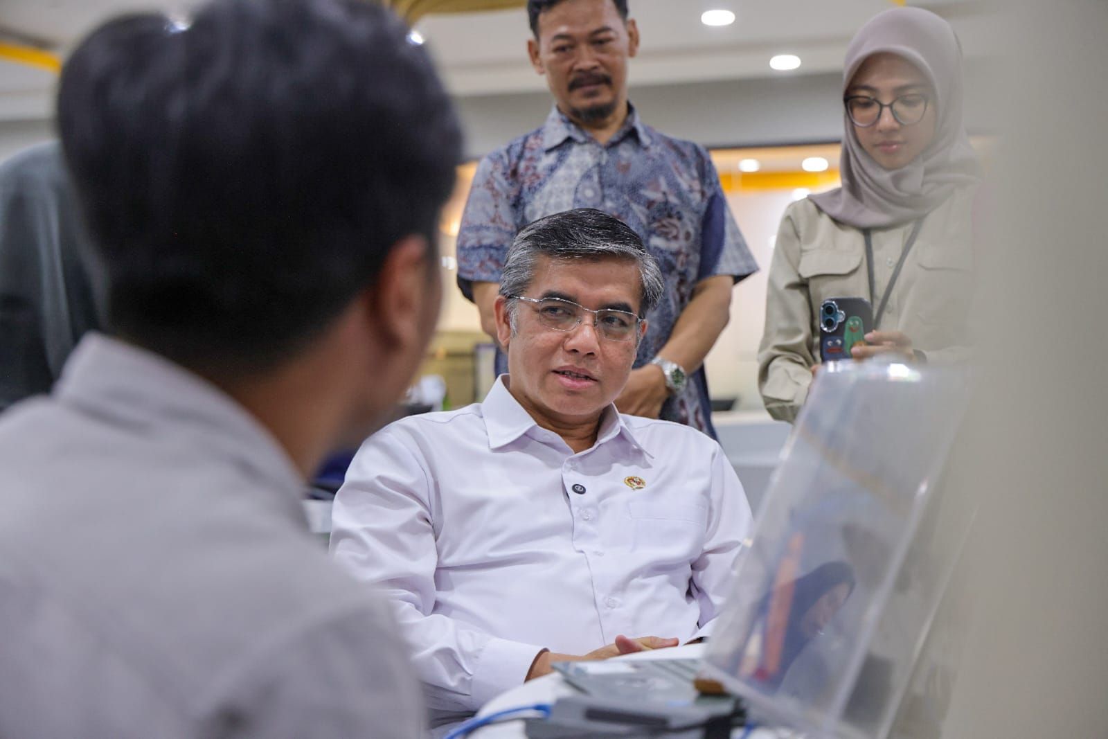 Menaker Dorong Sertifikasi Kompetensi untuk Tingkatkan Daya Saing Lulusan Magang