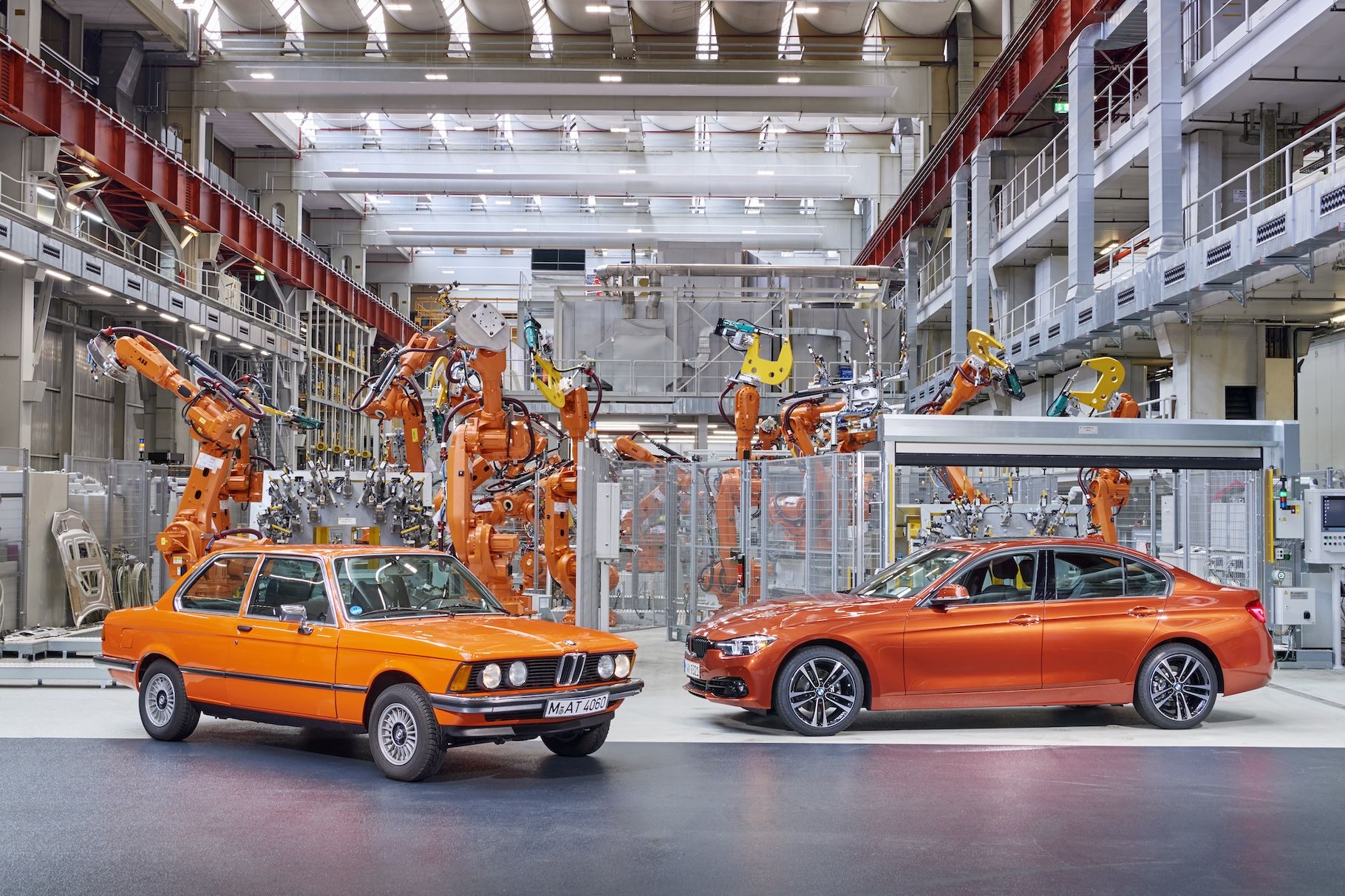 50 Tahun BMW 3 Series, Kini Bersiap Masuk Era Mobil Listrik