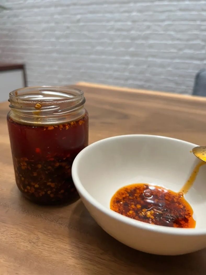 Chili Oil Homemade dengan Szechuan Peppercorn, Aromanya Super Harum