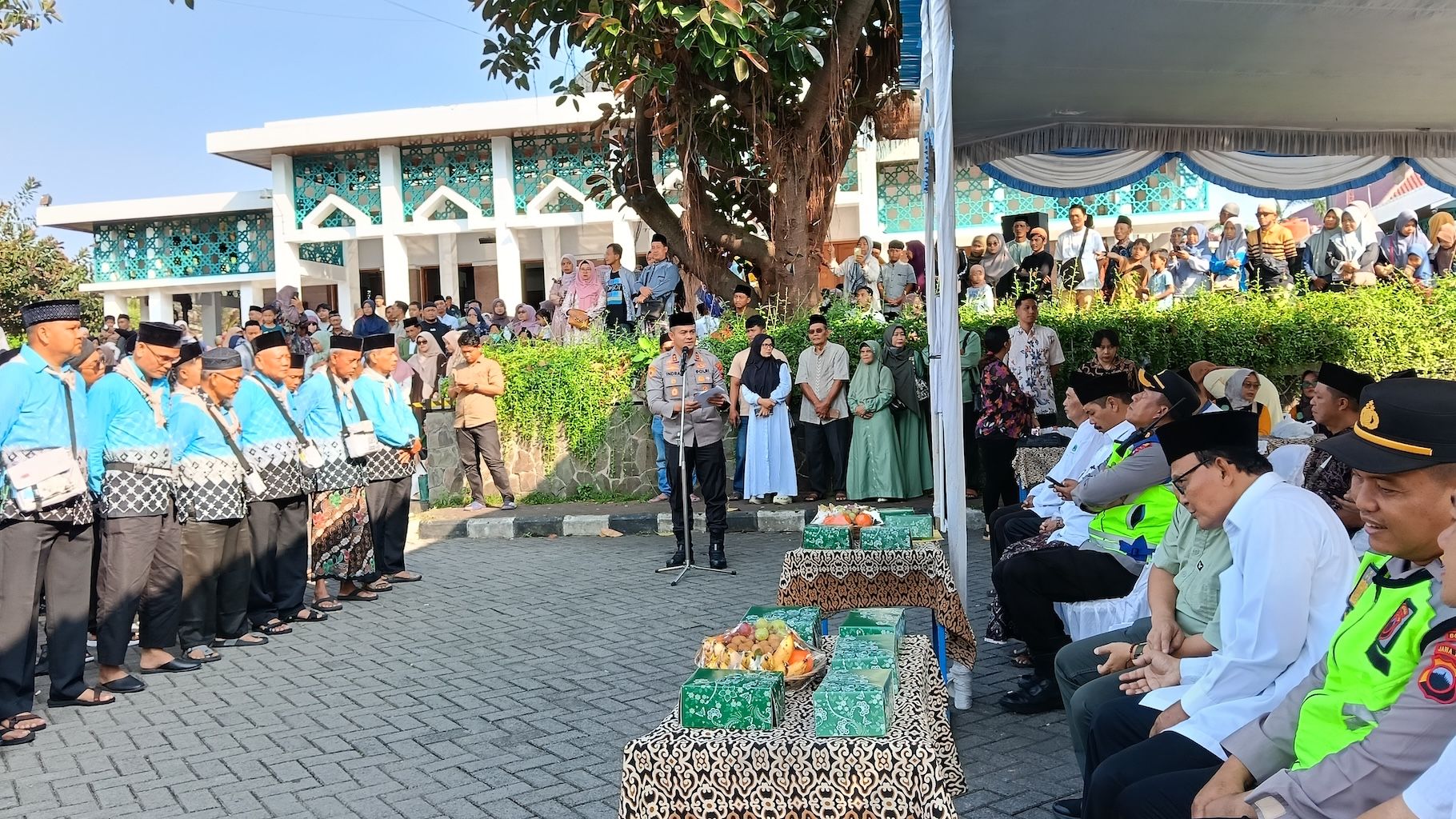 Kapolres Boyolali Lepas 354 Jamaah Haji Kloter 57 Boyolali