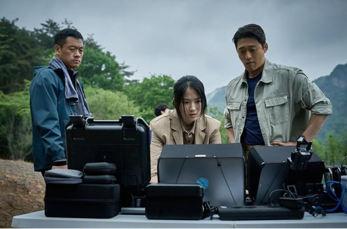 9 Teori Seru Salmokji: Whispering Water , Film Horor Korea 2026 Soal Hantu Air