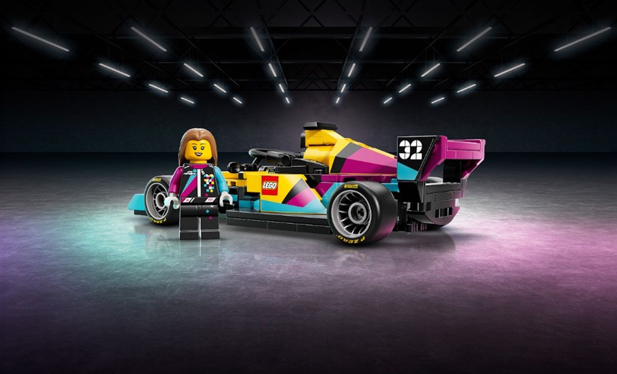 LEGO dan F1 Academy Perkuat Representasi Perempuan di Dunia Balap Lewat Kolaborasi Global