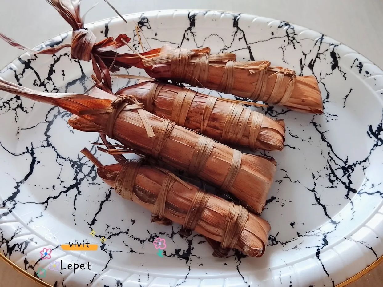 Camilan Tradisional Favorit! Ini Resep Lepet Ketan yang Pulen dan Harum