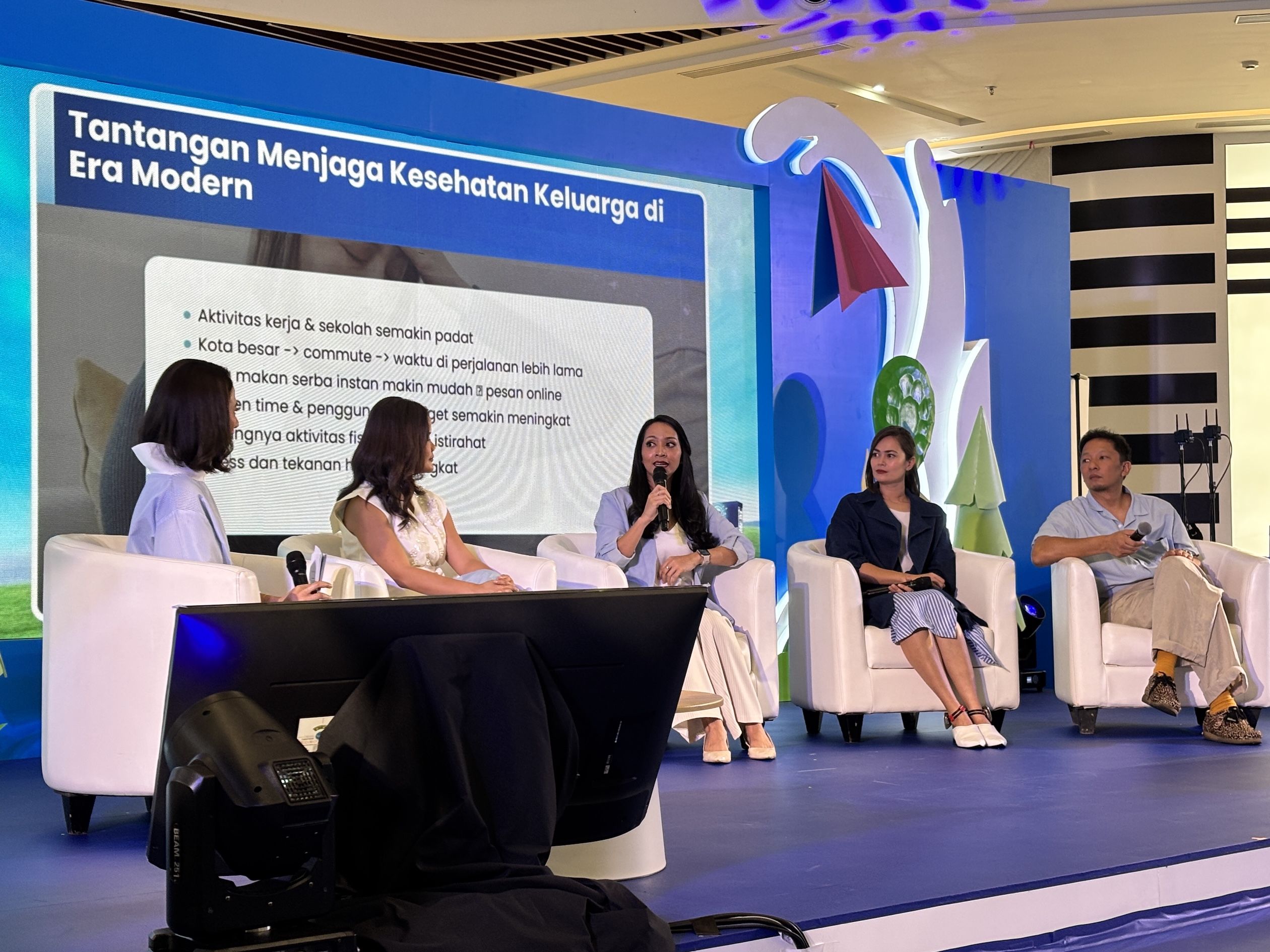 Ringgo dan Sabai Cerita Perjuangan Mengasuh Anak di Tengah Gempuran Era Digital