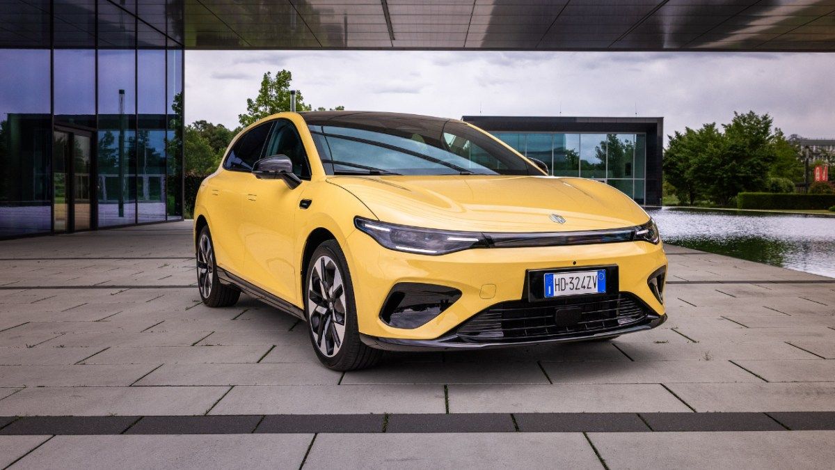 Bukan SUV, Leapmotor Kini Punya Hatchback Listrik Sporty Bernama B05