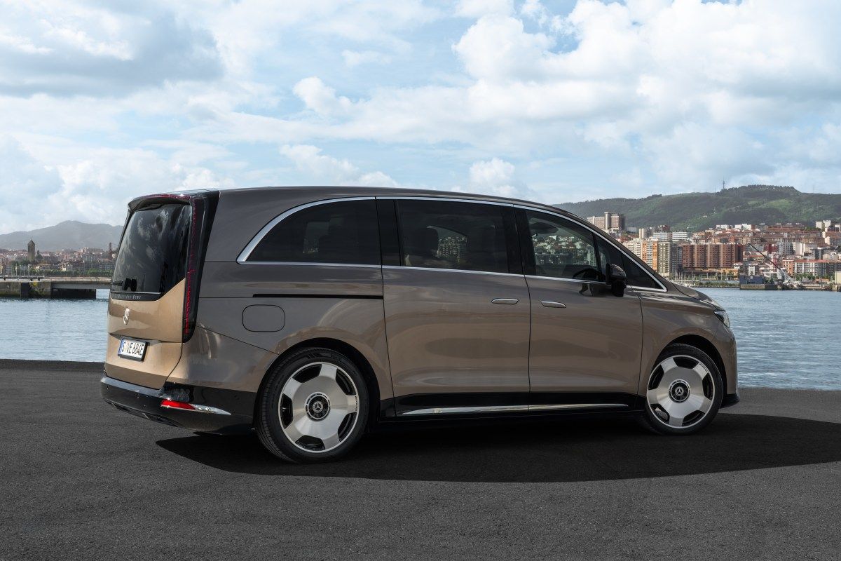 Van Listrik Premium Mercedes-Benz VLE Resmi Diproduksi di Spanyol