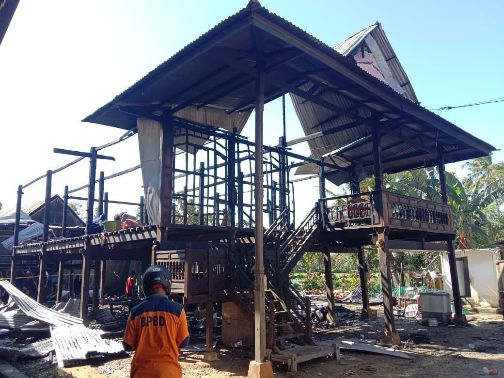 Kebakaran di Kecamatan Dua Pitue, Diduga Akibat Arus Pendek Listrik