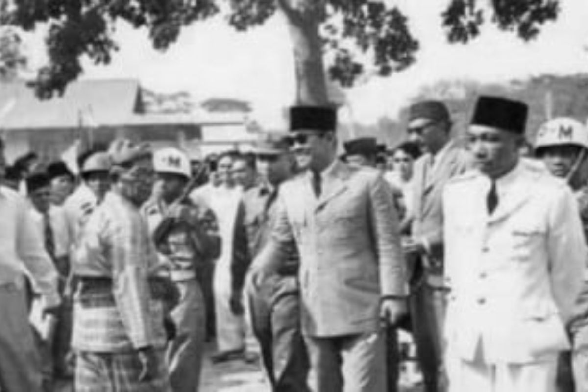 Napak Tilas Kunjungan Kedua Soekarno di Gorontalo: Gulung Semua