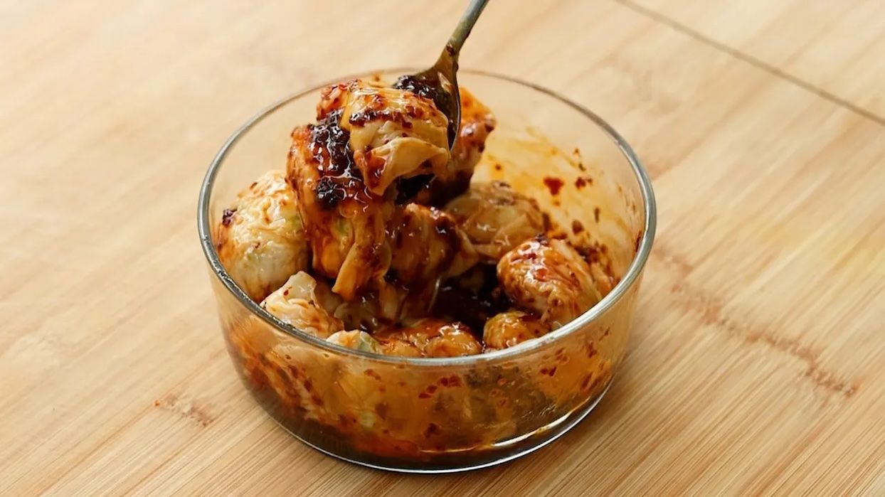 Pedas Gurihnya Nagih Banget! Begini Resep Praktis Bikin Wonton Chili Oil ala Resto Dimsum Mewah di Rumah