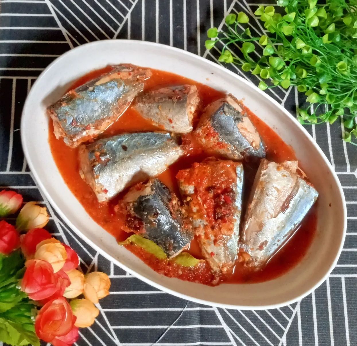 Menu Makan Siang Juara: Cara Bikin Asam Padeh Sarden Kuah Kental, Pedas, dan Wangi Rempahnya Nagih Pol