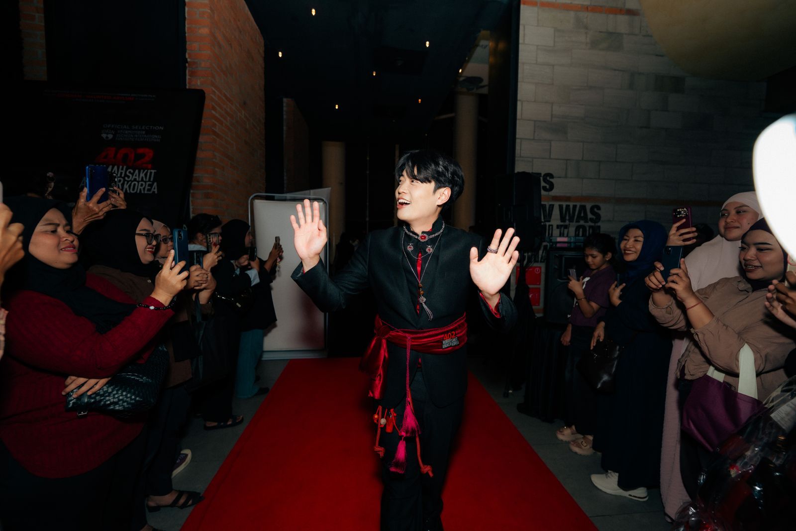 Tak Hanya Bahasa, Jang Hansol Kini Fasih Bikin Merinding di Film 402 Rumah Sakit Angker Korea