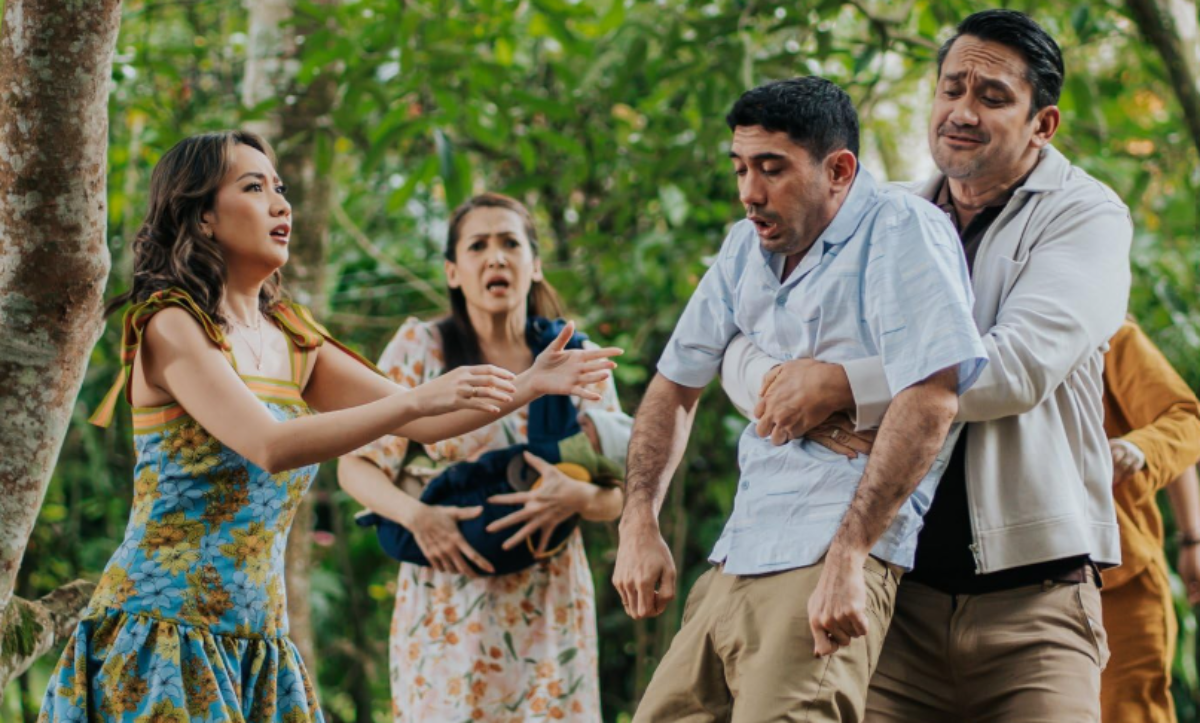 5 Film Komedi Romantis Indonesia di Netflix yang Bikin Baper