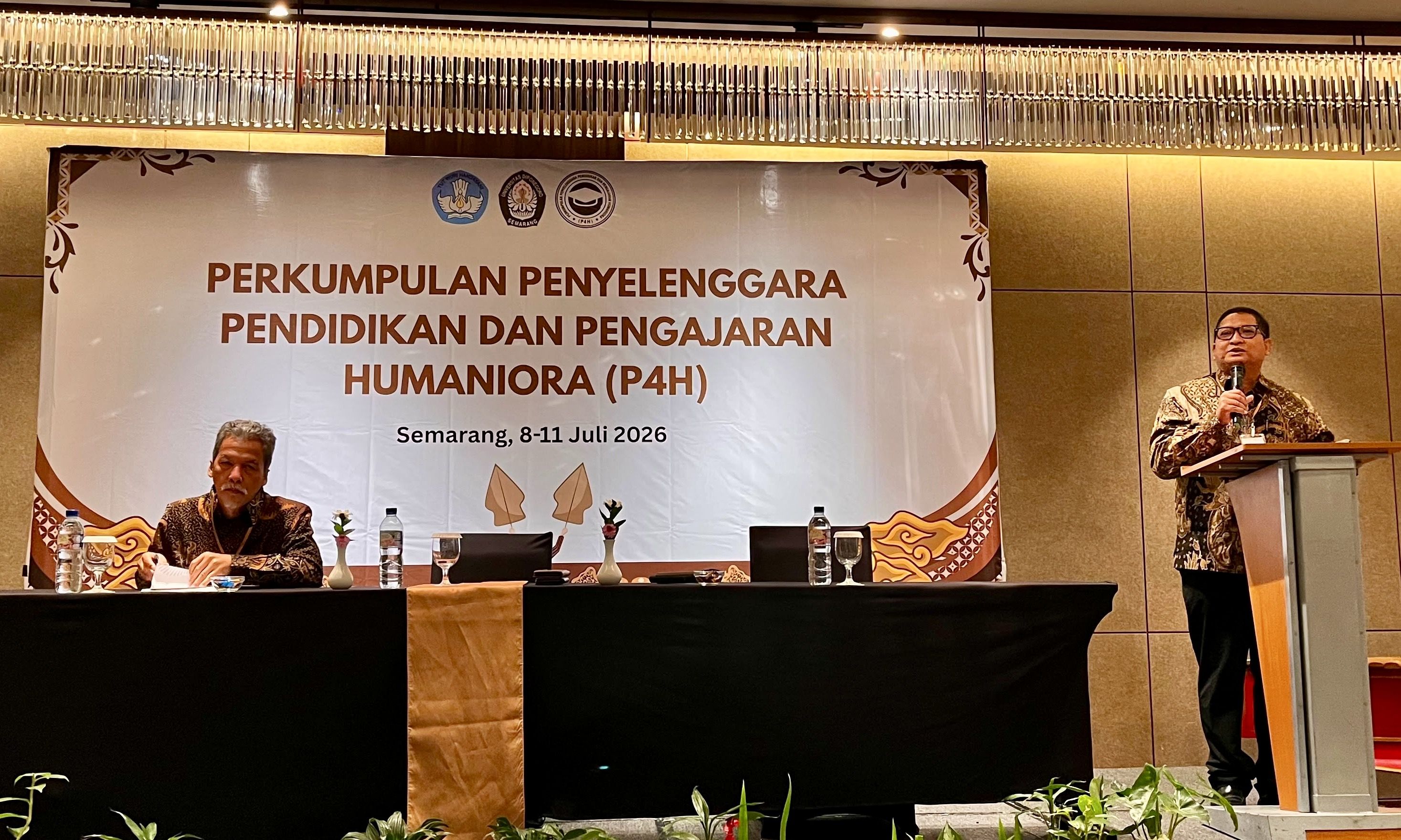 FIB Undip Jadi Tuan Rumah Pertemuan Dekan dan Wakil Dekan FIB se-Indonesia, Bahas Masa Depan Humaniora