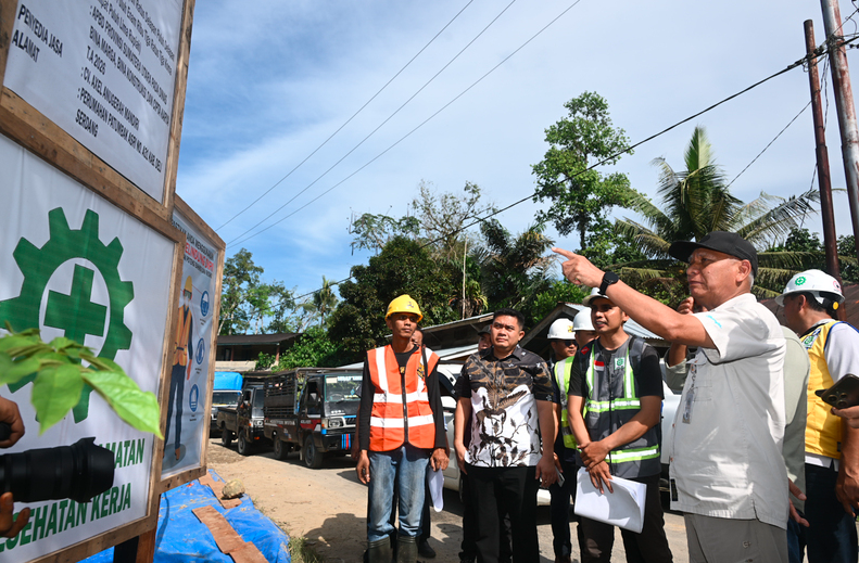 Wagub Surya Minta Pembangunan Jalan Miga-Lolowua Dipercepat Demi Konektivitas Nias