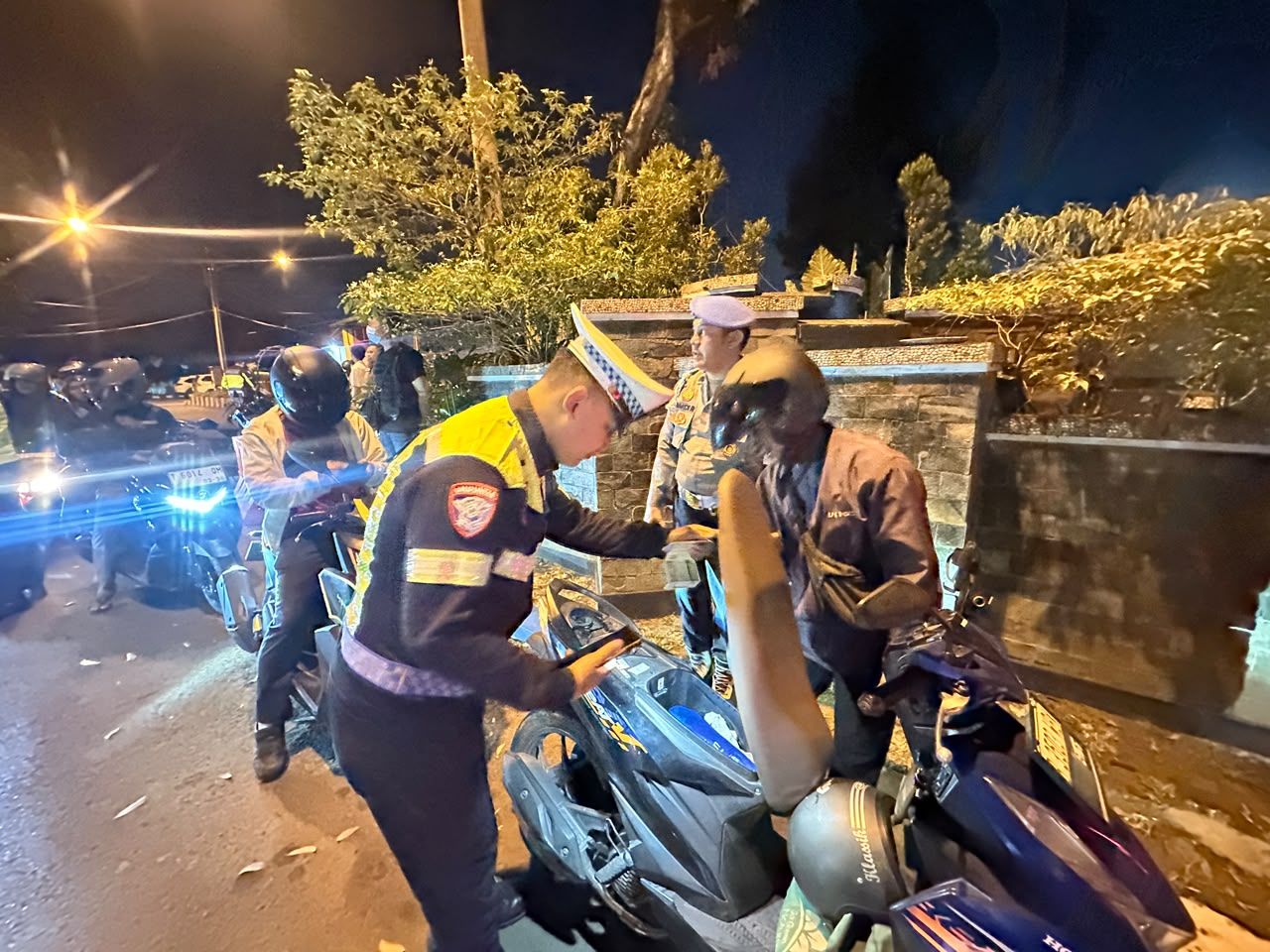Satlantas Polres Purwakarta Intensifkan KRYD Malam Hari, Cegah Pelanggaran Lalu Lintas dan Kejahatan Jalanan