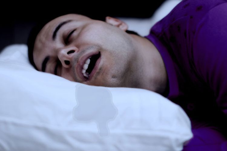 Kamu Sering Ngiler Saat Tidur? Yuk Cari Tahu Alasannya!