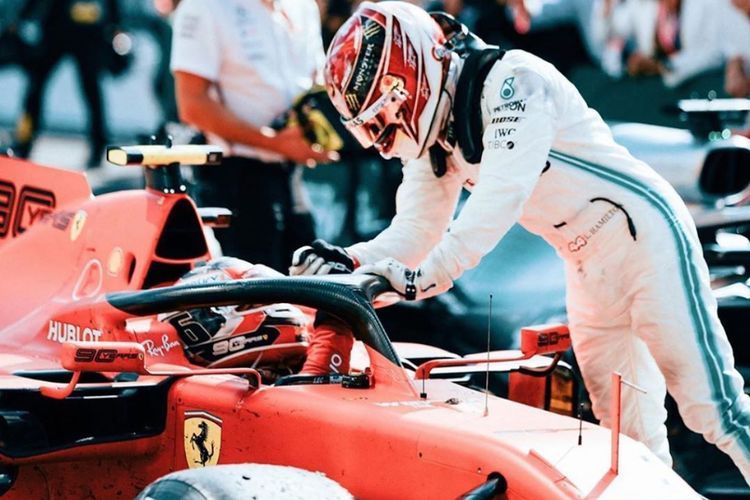 Eks Pembalap Ferrari Sebut Lewis Hamilton Kehilangan Senyumnya Bersama Kuda Jingkrak