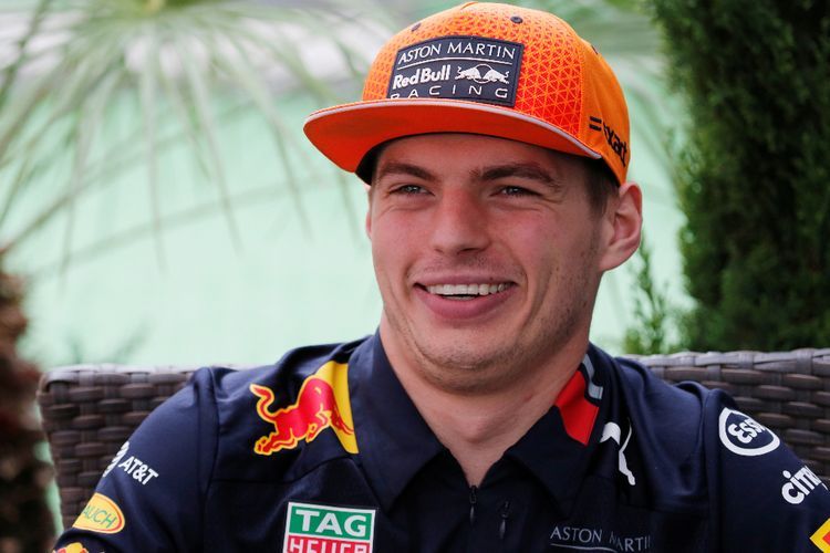 Helmut Marko Sebut Siapa Pun Mustahil Kalahkan Max Verstappen, Yuki Tsunoda Insecure ?