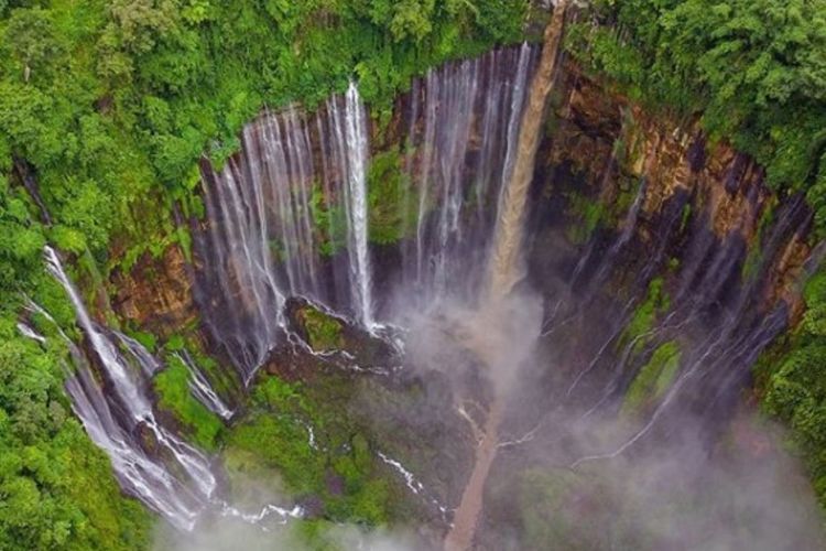 Air Terjun Tumpak Sewu, Niagara dari Jawa yang Wajib Masuk Bucket List Liburan Kamu!