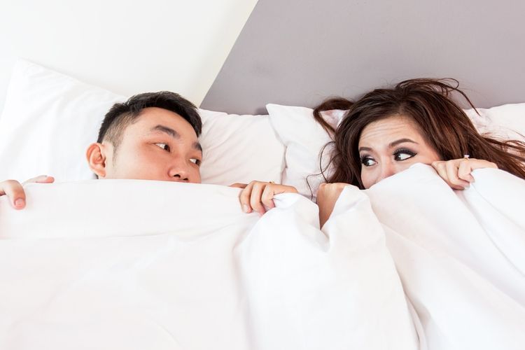 Menjilat Vagina Pasangan Berisiko Terkena Penyakit Menular Seksual
