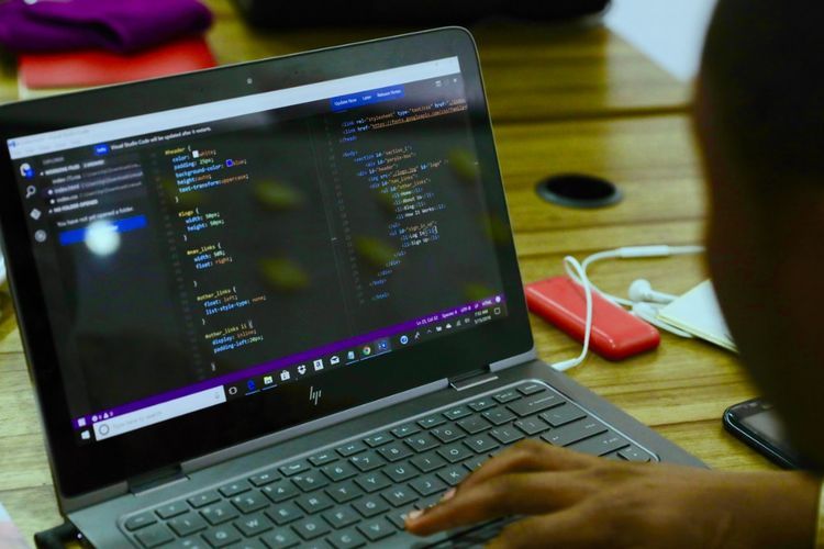 Kaleidoskop 2025: AI, dari Sekadar Chatbot hingga Jadi Asisten Otonom!