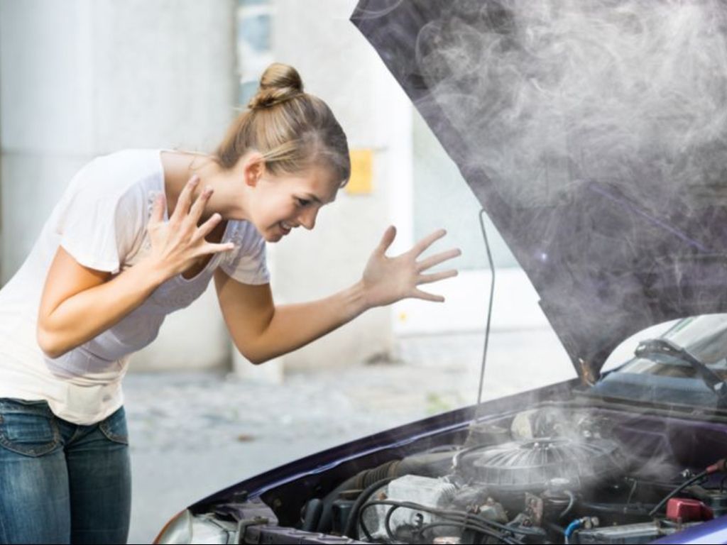 Kenapa Mobil Tua Sering Overheat? Ternyata Ini Permasalahan yang Harus Kamu Ketahui