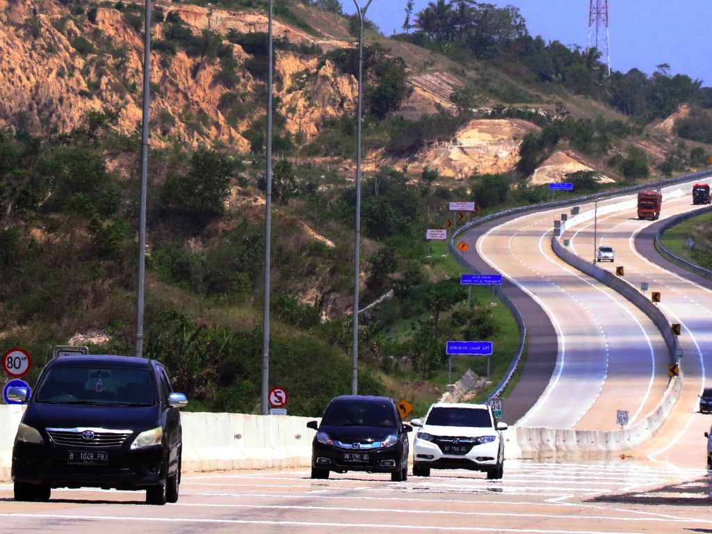 Tau Gak? Ini 5 Jalan Tol Terpendek di Indonesia yang Jaraknya Tidak Sampai 10 Km!