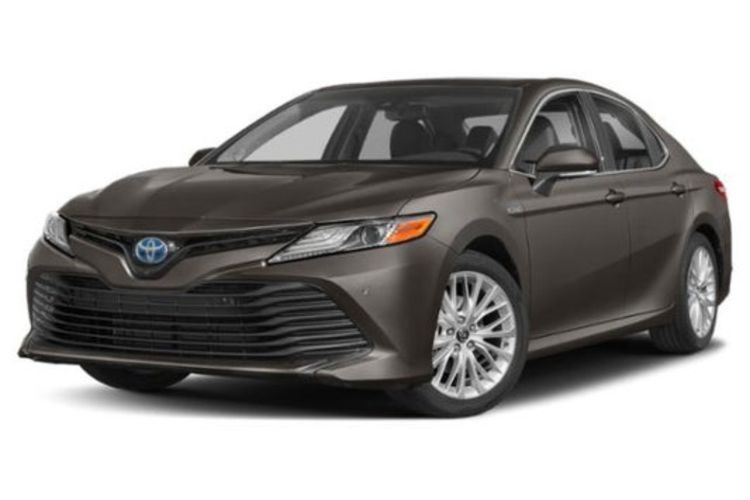 Mengulik 5 Kelebihan Toyota Camry HEV Terbaru yang Tampil Mewah dan Berwibawa!
