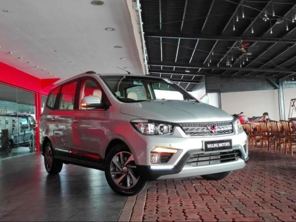Bosan Sama Avanza? Ini 5 Rekomendasi Mobil Keluarga Second Harga Rp100 Jutaan yang Bisa Dipilih!