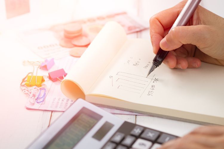 5 Cara Cerdas Mengatur Keuangan untuk Freelancer Pemula, Wajib Tau!