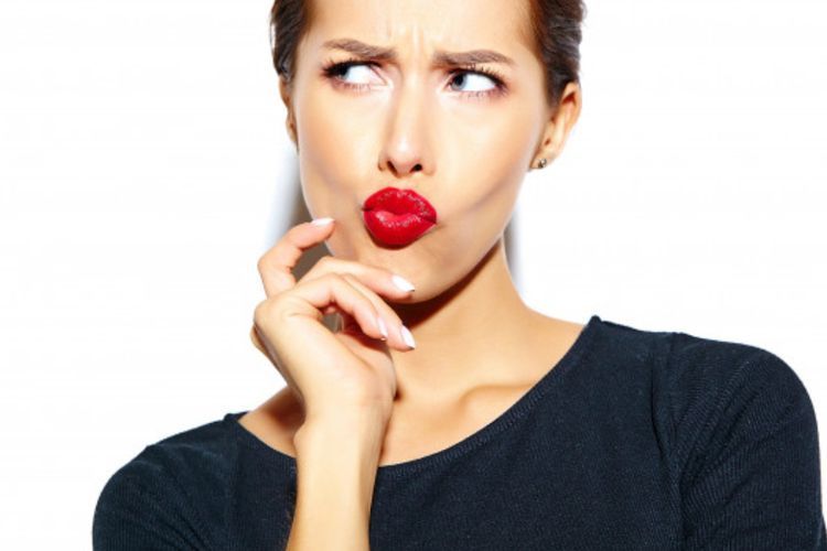 Benarkah Pakai Lipstik Setiap Bisa Merusak Bibir? Ini Jawaban Dokter Kulit